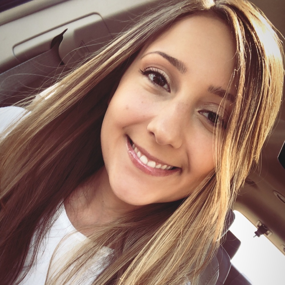 Meet your Posher, Jaclynn